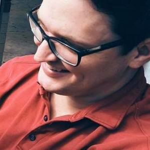 Meet your Posher, Adam